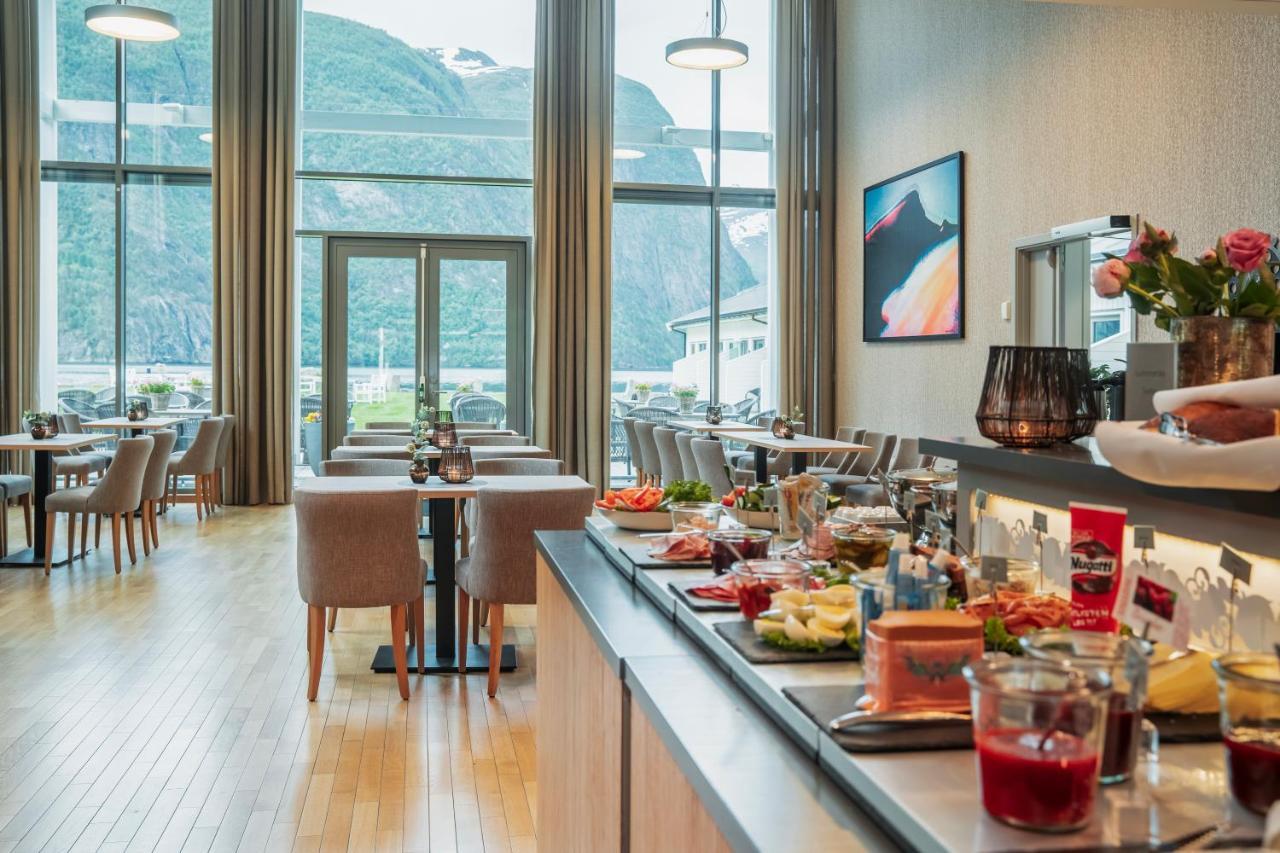 Valldal Fjordhotell - By Classic Norway Hotels מראה חיצוני תמונה